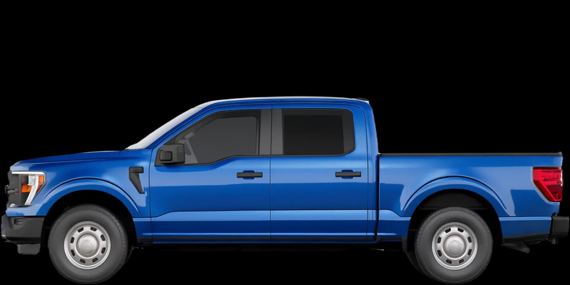 Side view of the 2024 Ford F‑150 SuperCrew 5.5ft bed 4x4
